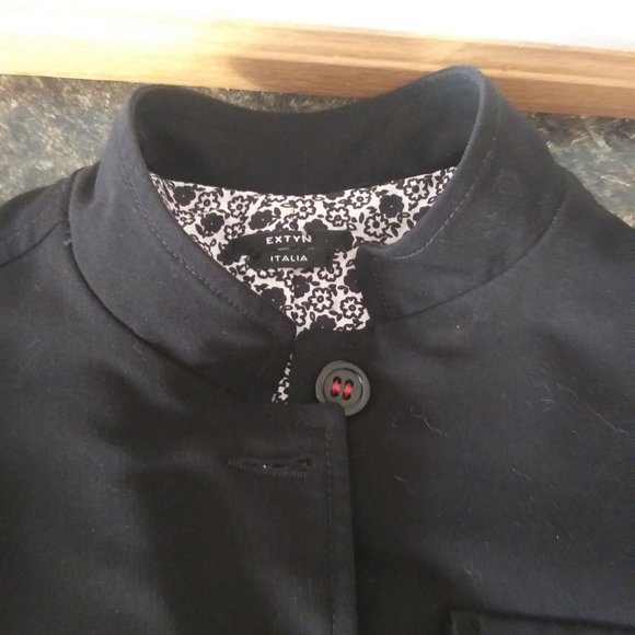 Extyn Italia black blazer small - Picture 2 of 3